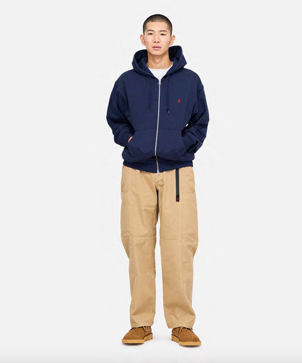 One Point Zip hooded sweatshirt