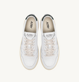 Sneakers Medalist Low