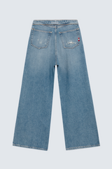 Roll up Woman Amish.