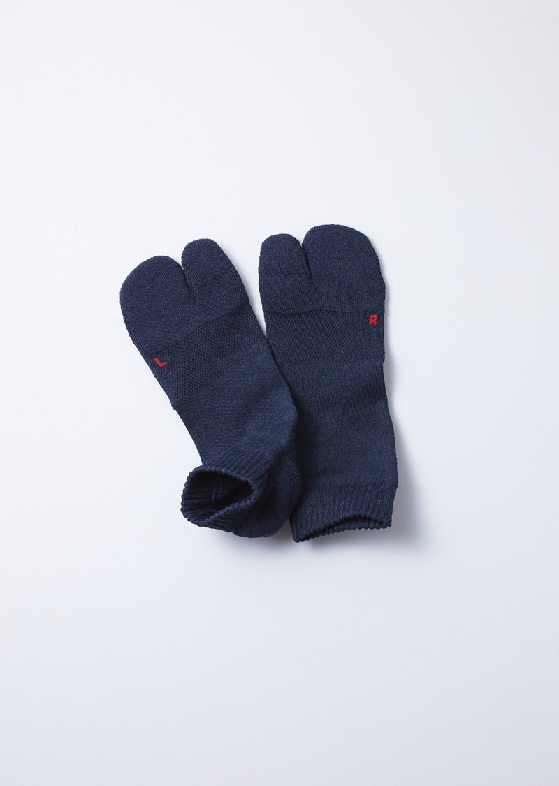 Rototo Washi Tabi Pile Ankle Socks | Naive Concept Store.